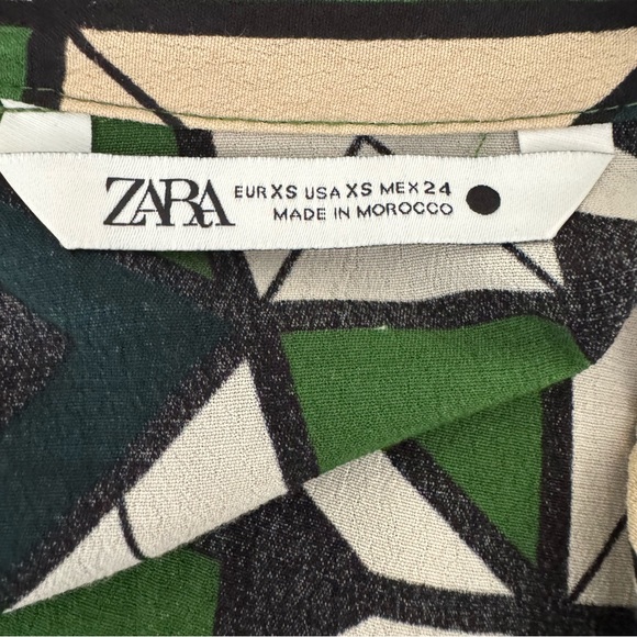 Zara green geometric button down front flare sleeve blouse 70s XS - Picture 10 of 11